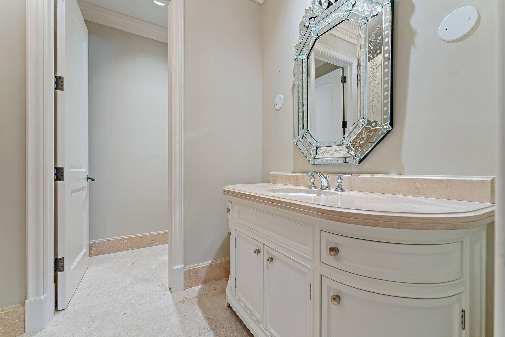 146 Bears Club Drive, Jupiter, FL 33477 Bath in Guest VIP Suite