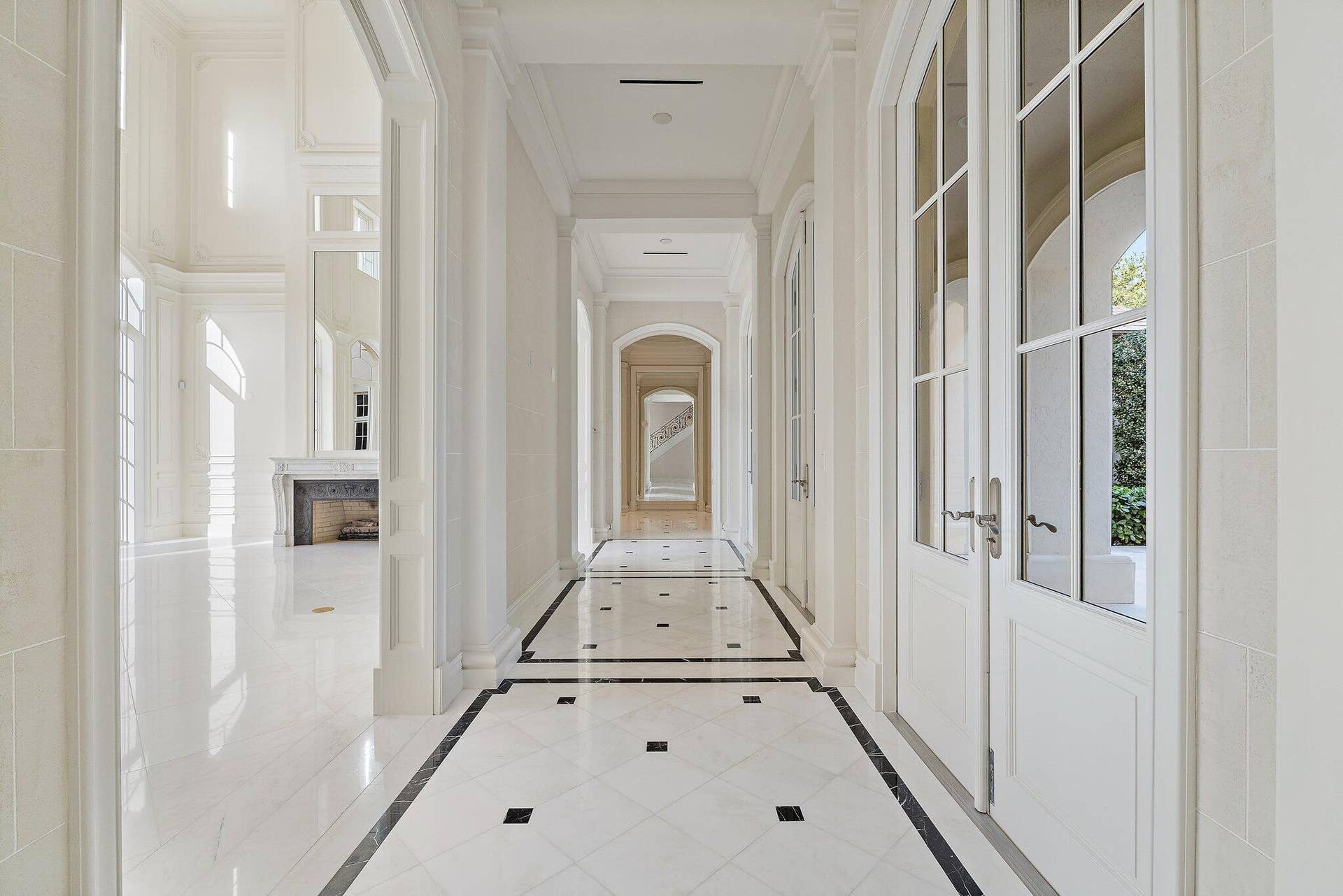 146 Bears Club Drive, Jupiter, FL 33477 Hall to Primary Suite