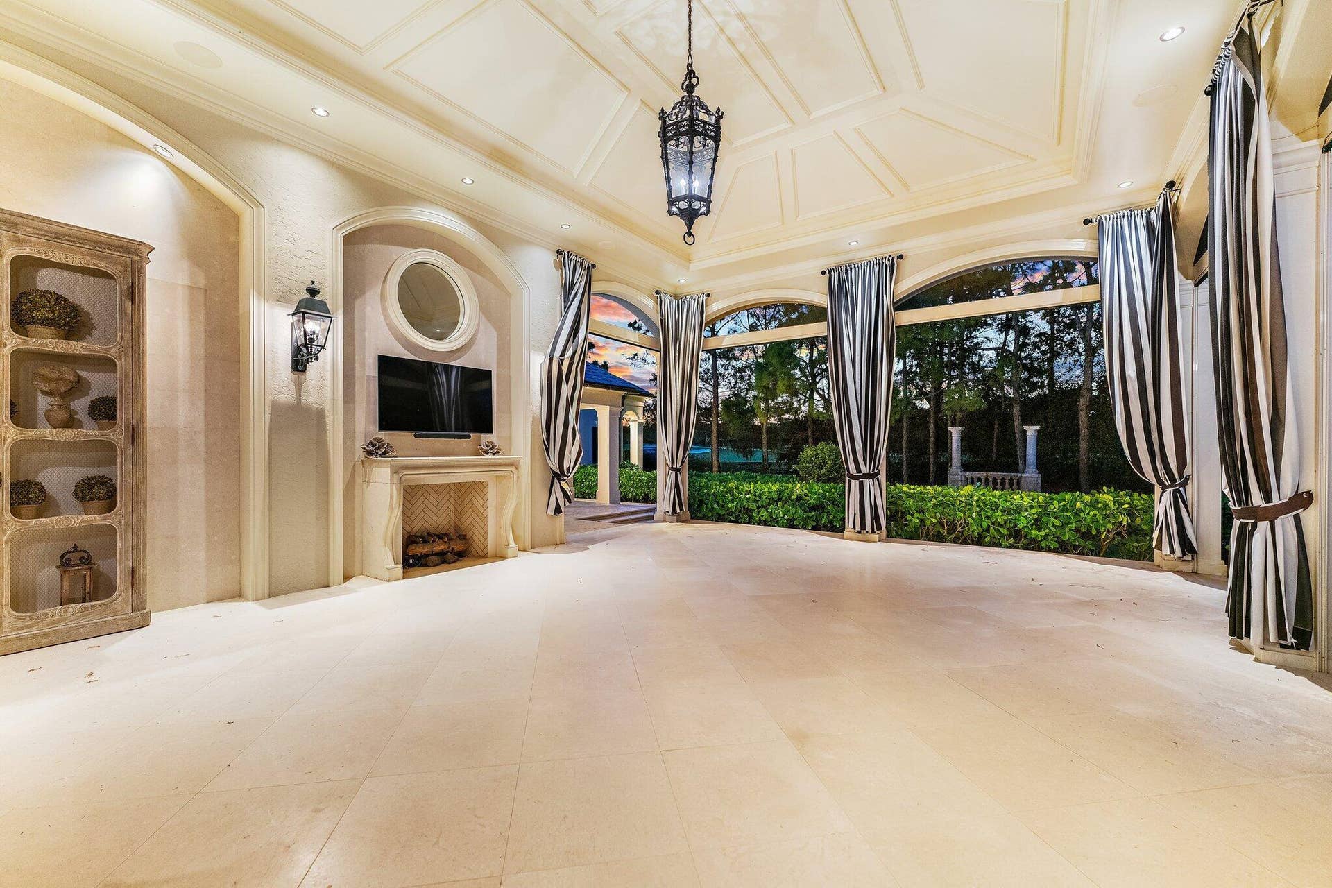 146 Bears Club Drive, Jupiter, FL 33477 Covered Patio