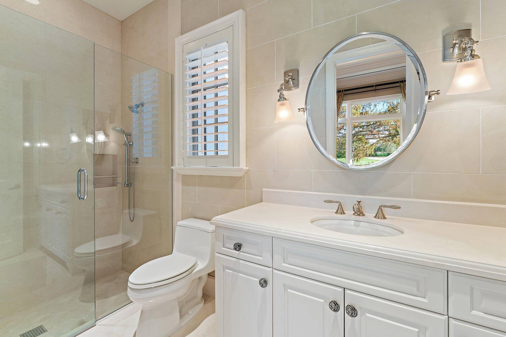 146 Bears Club Drive, Jupiter, FL 33477 bathroom in Guest House