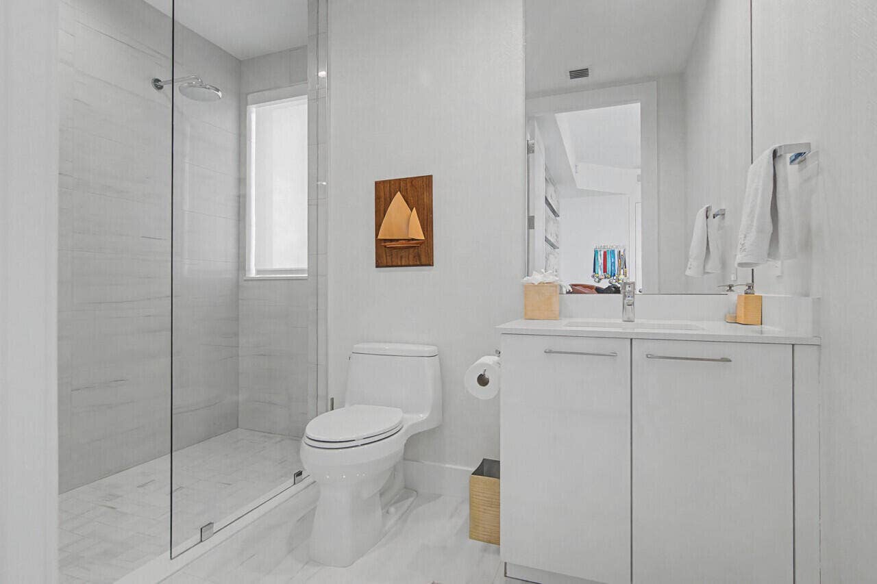 3 WATER CLUB Way, #1201, North Palm Beach, FL 33408 46-3-Water-Club-49