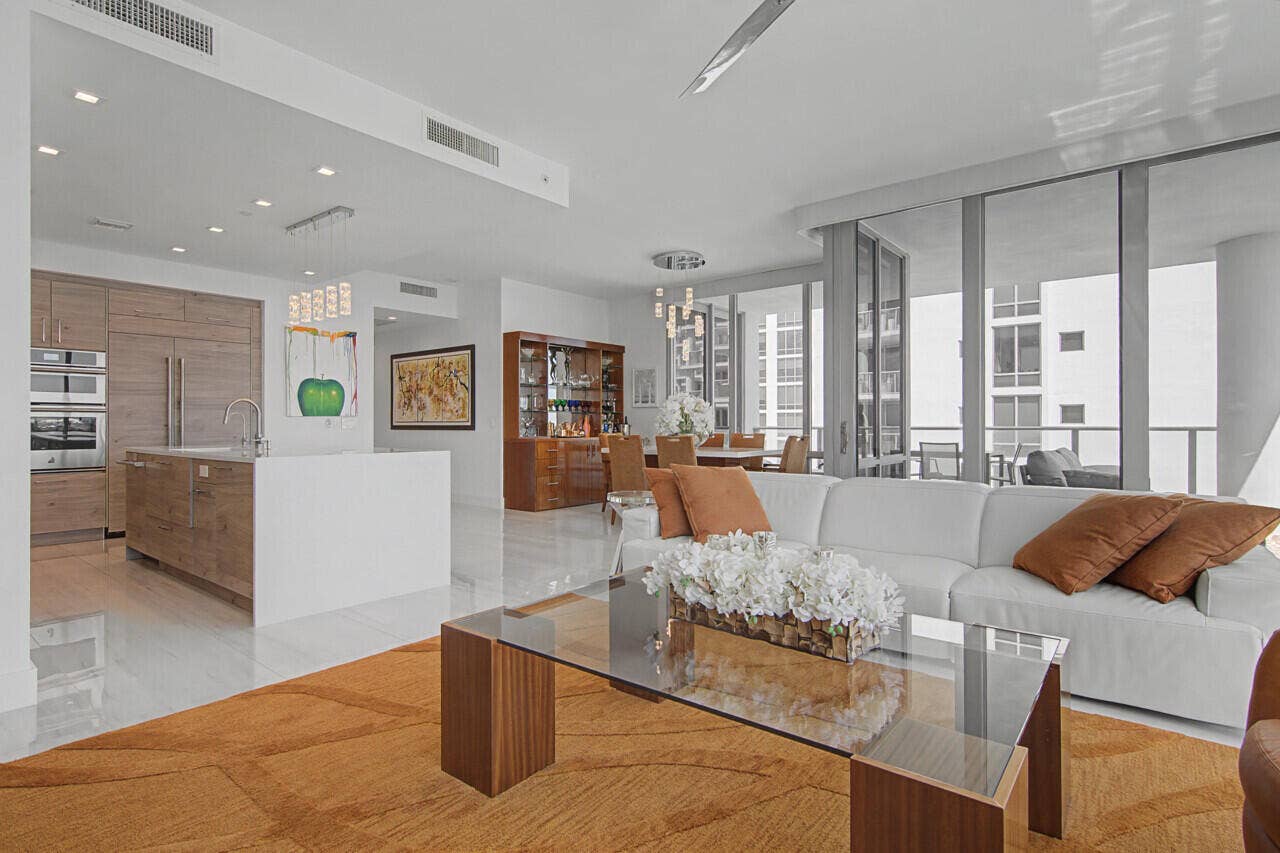 3 WATER CLUB Way, #1201, North Palm Beach, FL 33408 32-3-Water-Club-35