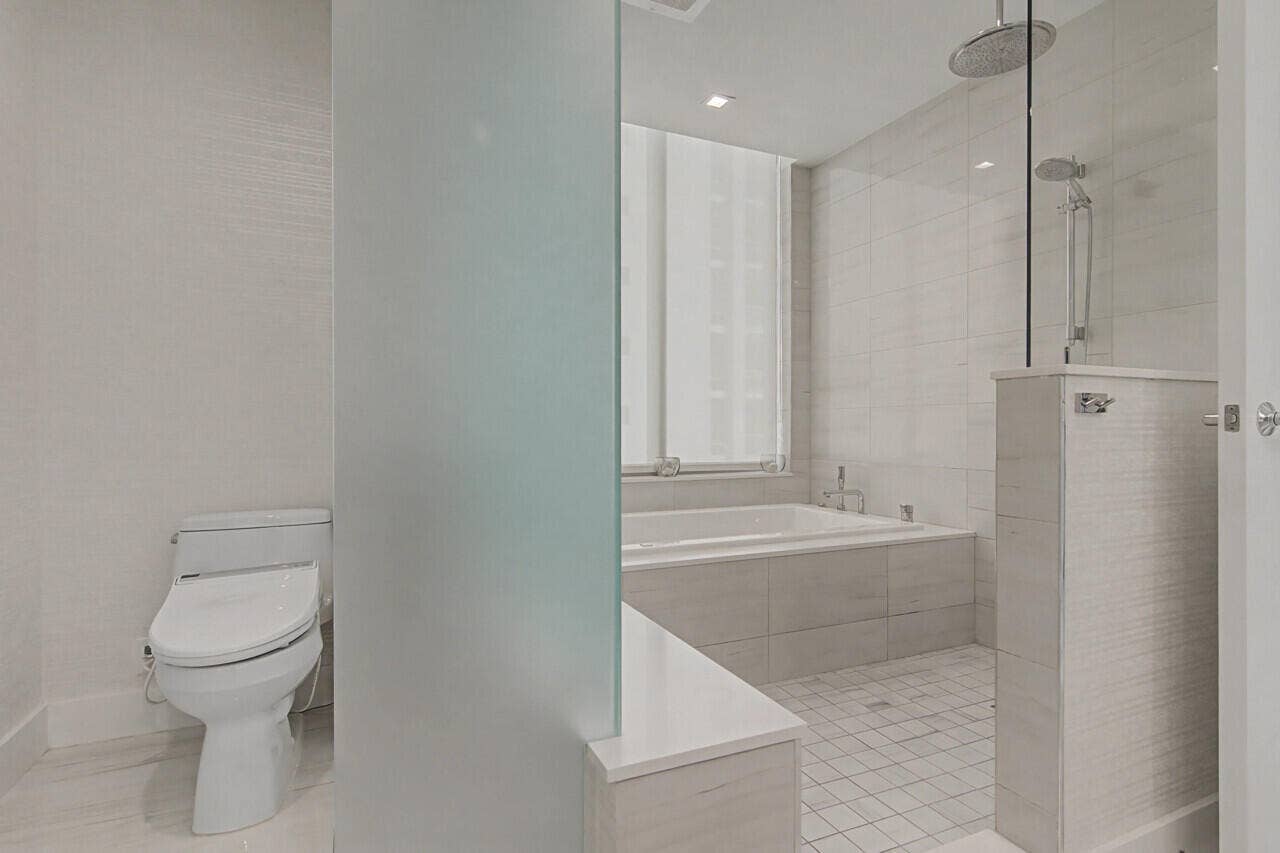 3 WATER CLUB Way, #1201, North Palm Beach, FL 33408 17-3-Water-Club-20