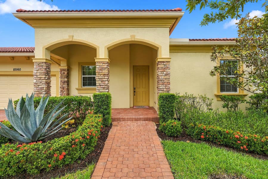 Property photo for 10160 SW AZZO Lane, Port St Lucie, FL
