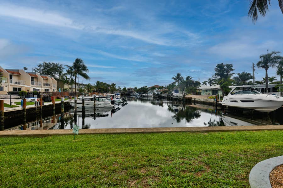 Property photo for 391 SE 19TH Avenue SE, #7, Pompano Beach, FL