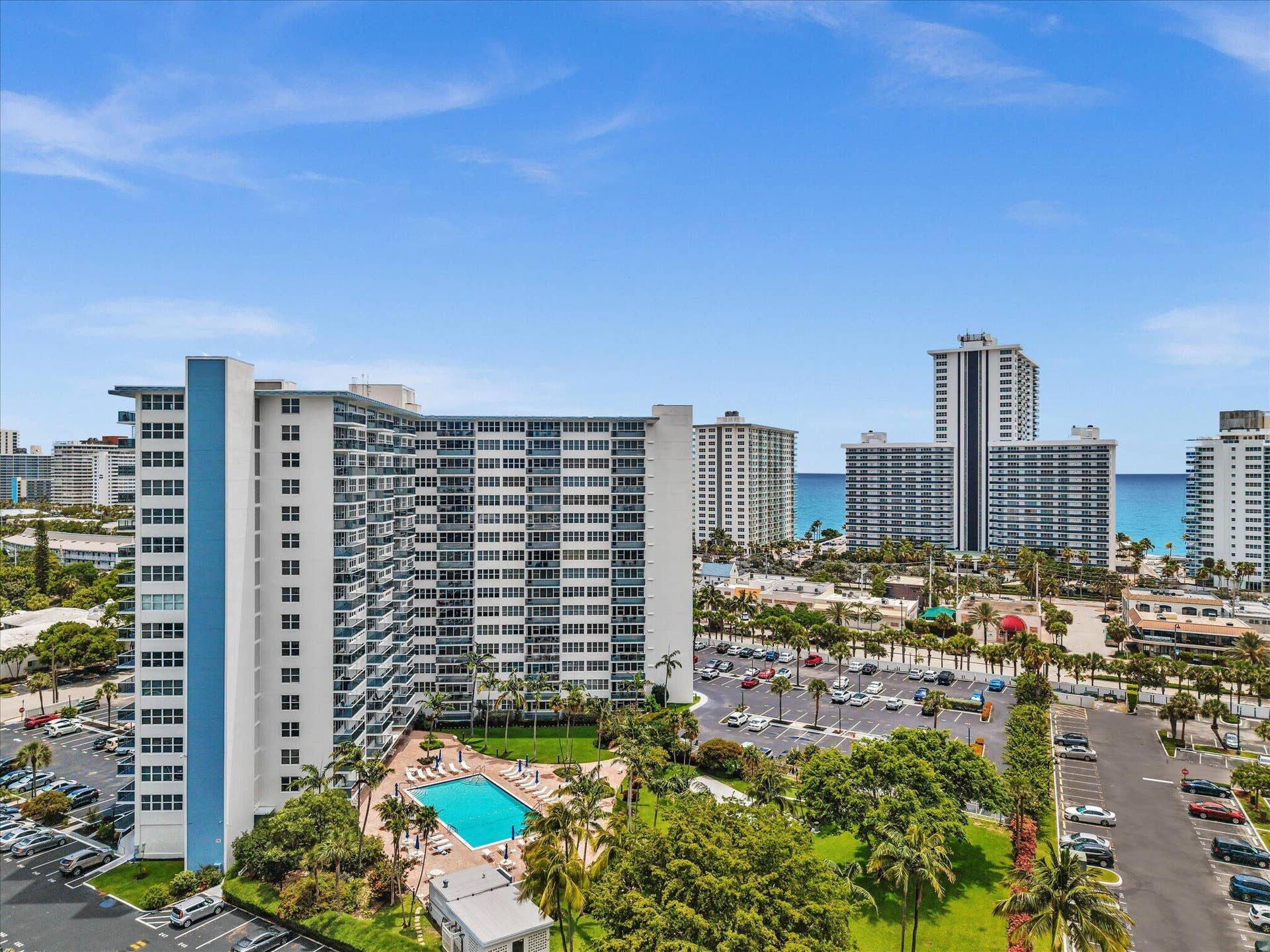 3300 NE 36th Street, #420, Fort Lauderdale, FL 33308 By the beach