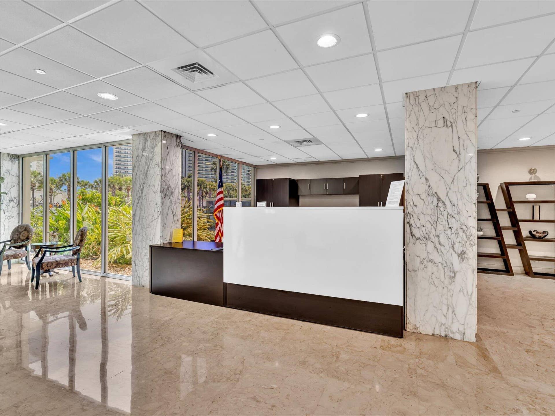 3300 NE 36th Street, #420, Fort Lauderdale, FL 33308 Concierge desk