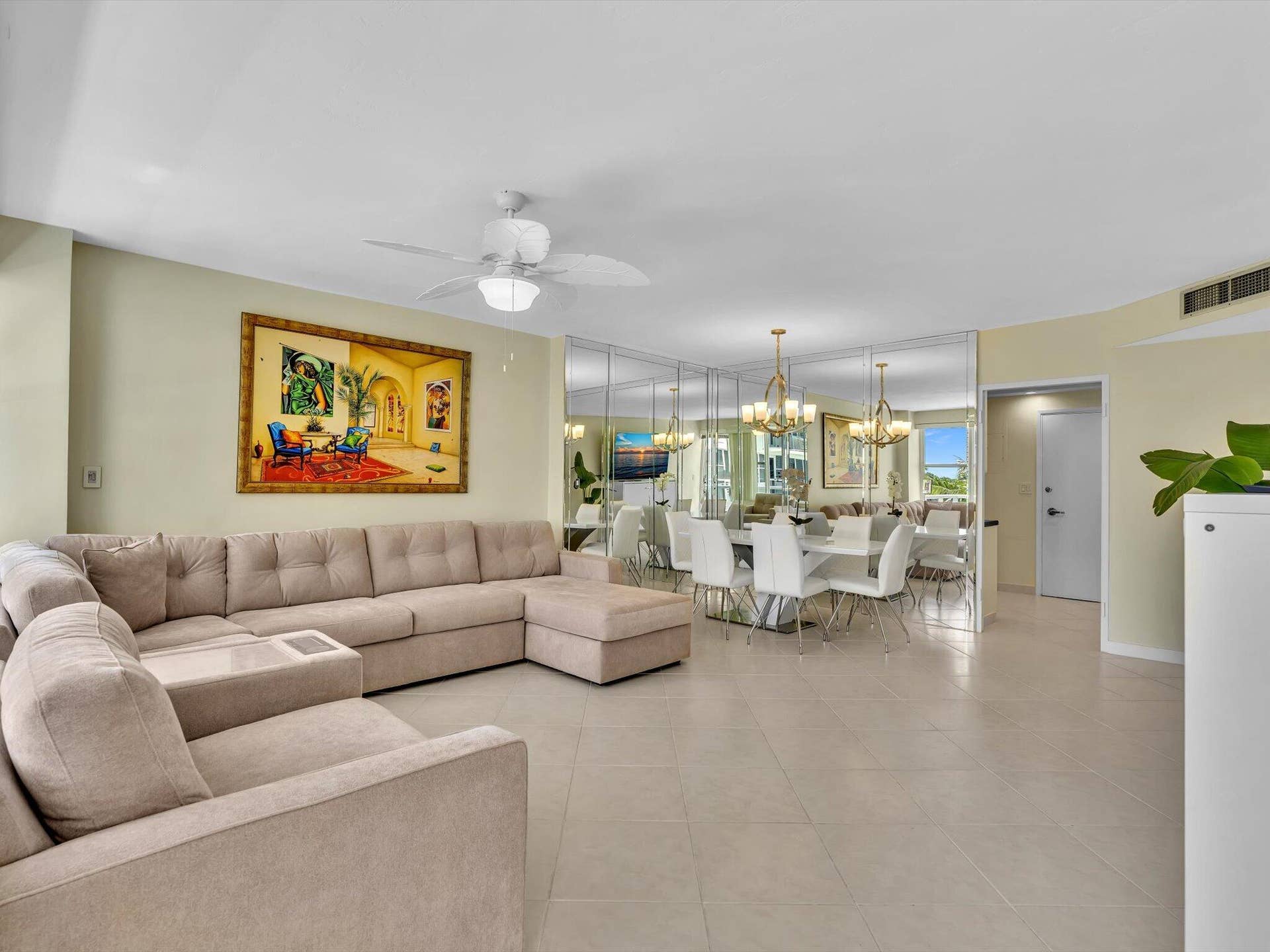 3300 NE 36th Street, #420, Fort Lauderdale, FL 33308 Living area