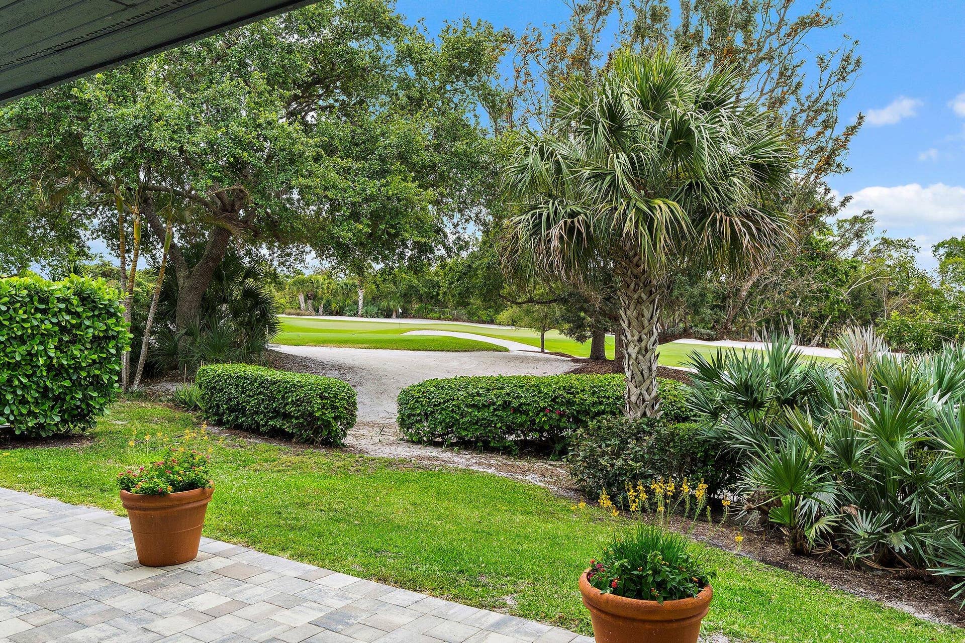 12200 SE BIRKDALE Run, Jupiter, FL 33469 Golf Course View