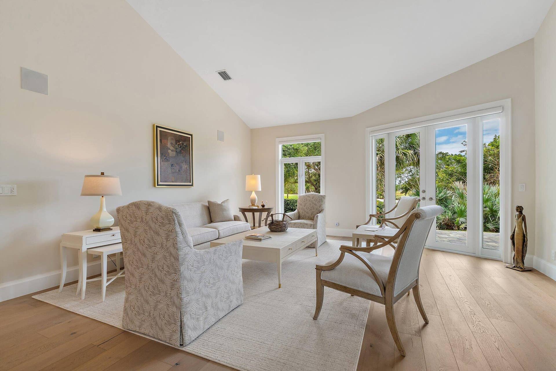 12200 SE BIRKDALE Run, Jupiter, FL 33469 Living Room