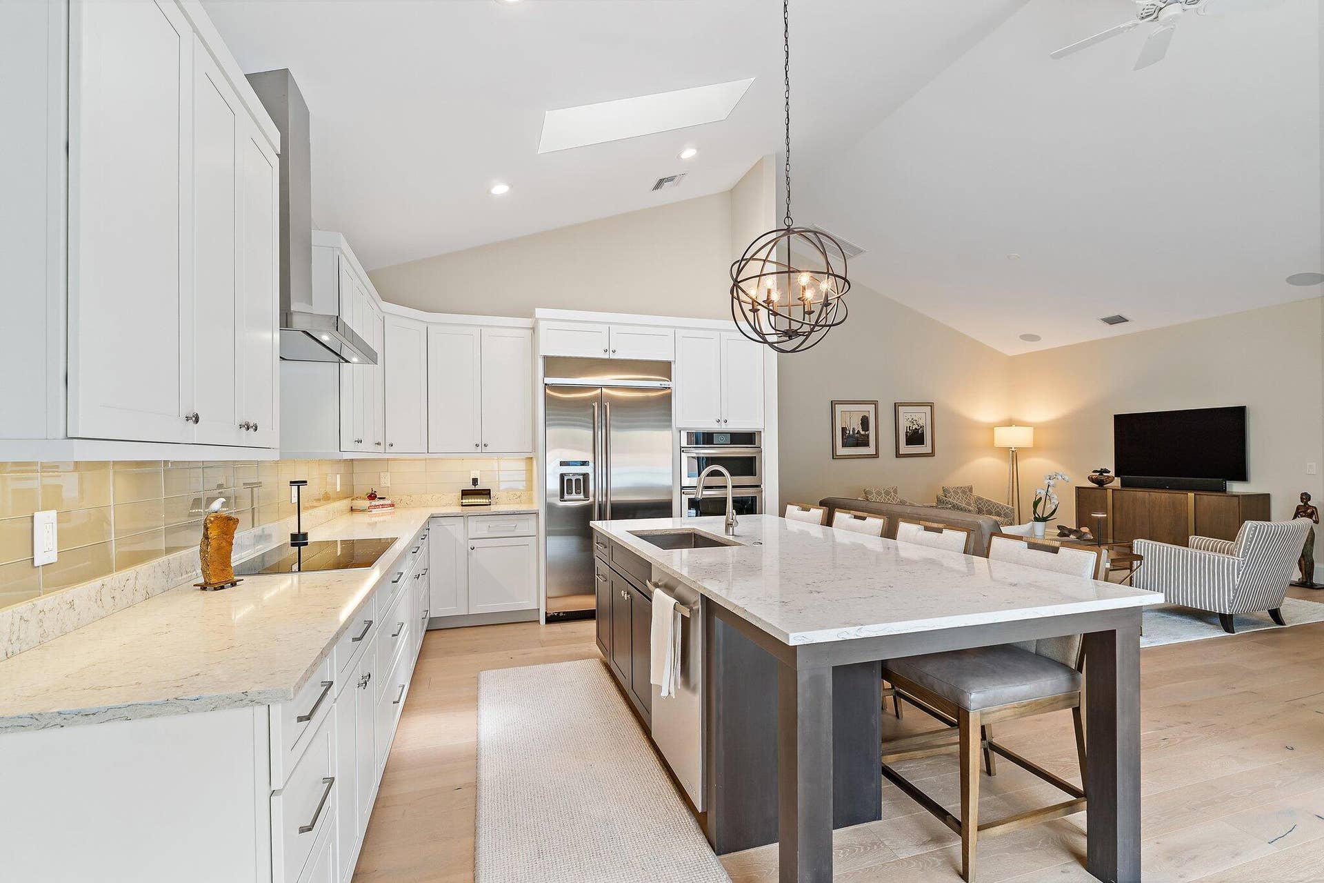 12200 SE BIRKDALE Run, Jupiter, FL 33469 Kitchen/Family Room