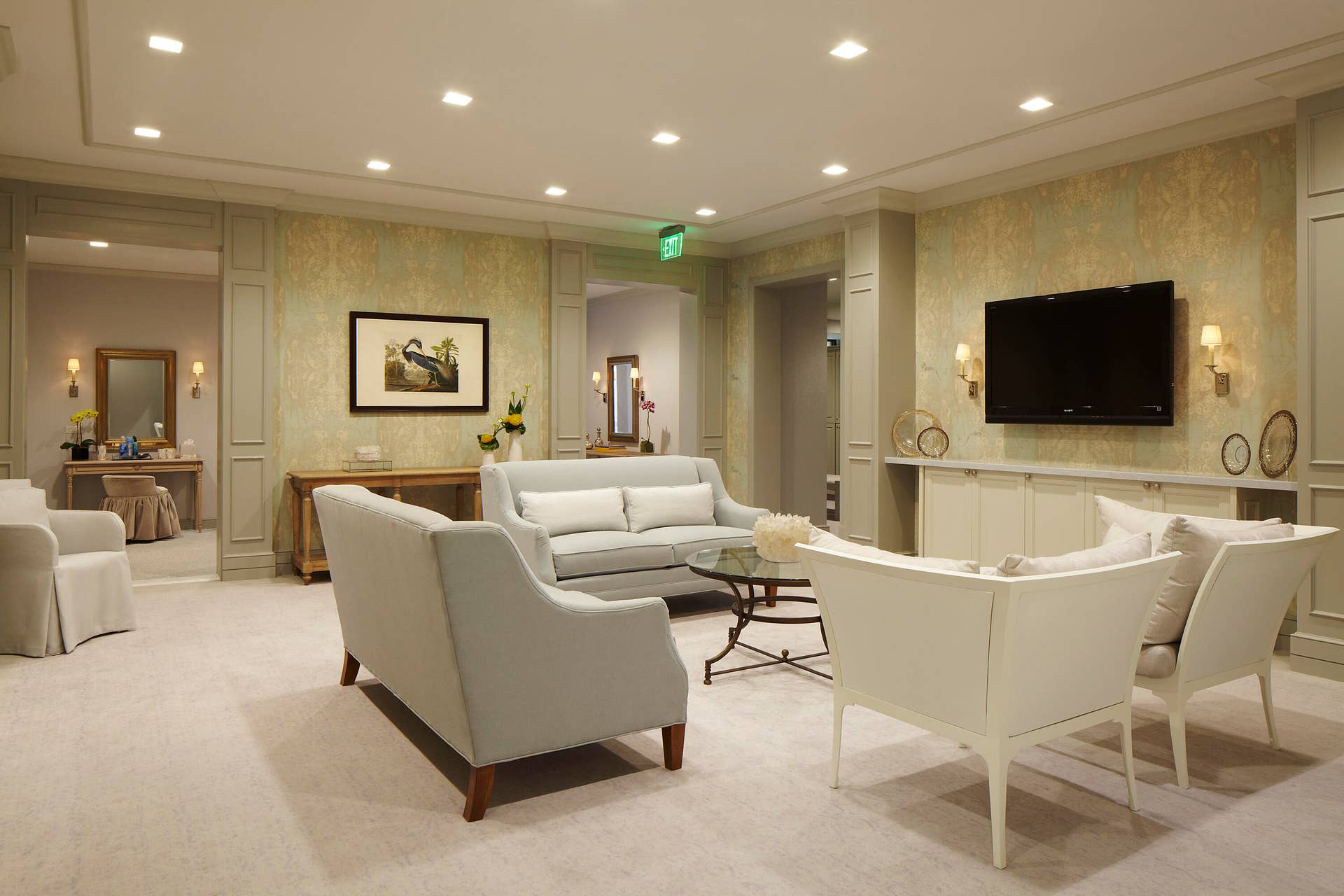 17771 Foxborough Lane, Boca Raton, FL 33496 St Andrews Ladies' Locker