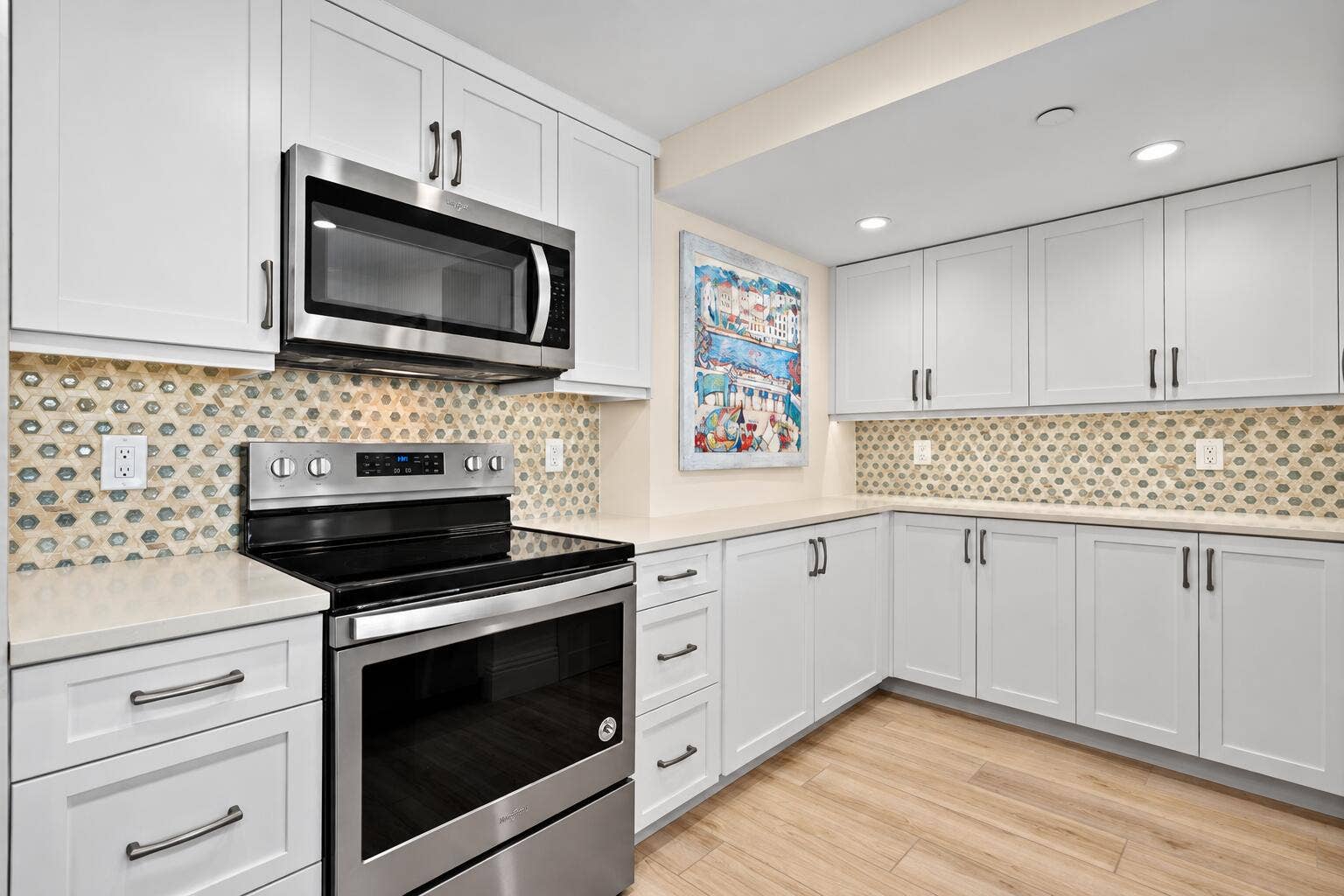 450 OCEAN Drive, #PH3, Juno Beach, FL 33408 Kitchen