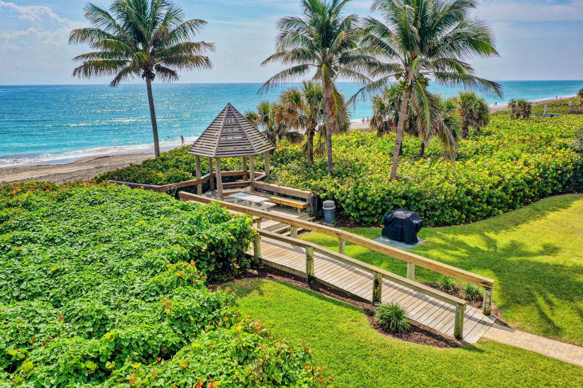 450 OCEAN Drive, #PH3, Juno Beach, FL 33408 JOC Pavilion & Picnic Area