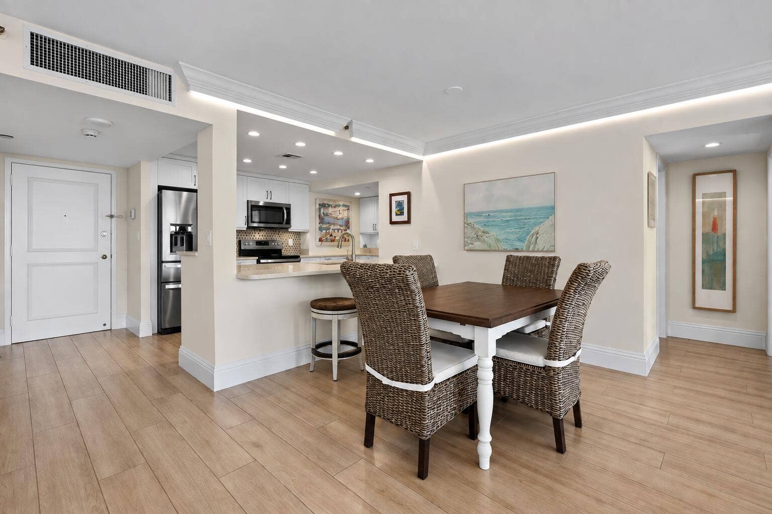450 OCEAN Drive, #PH3, Juno Beach, FL 33408 Dining Area