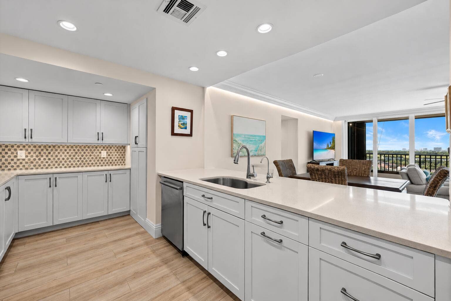 450 OCEAN Drive, #PH3, Juno Beach, FL 33408 Kitchen