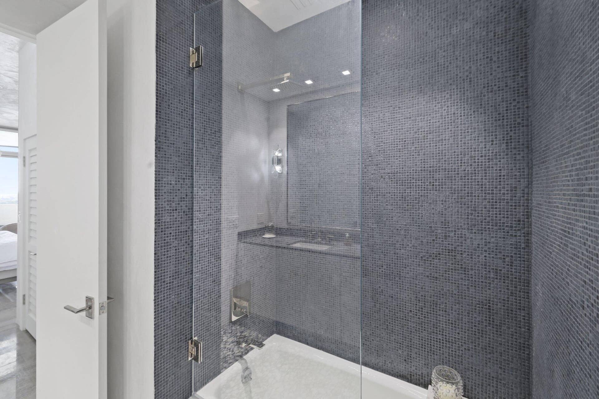19750 S BEACH Road, #7050, Tequesta, FL 33469 Guest Shower
