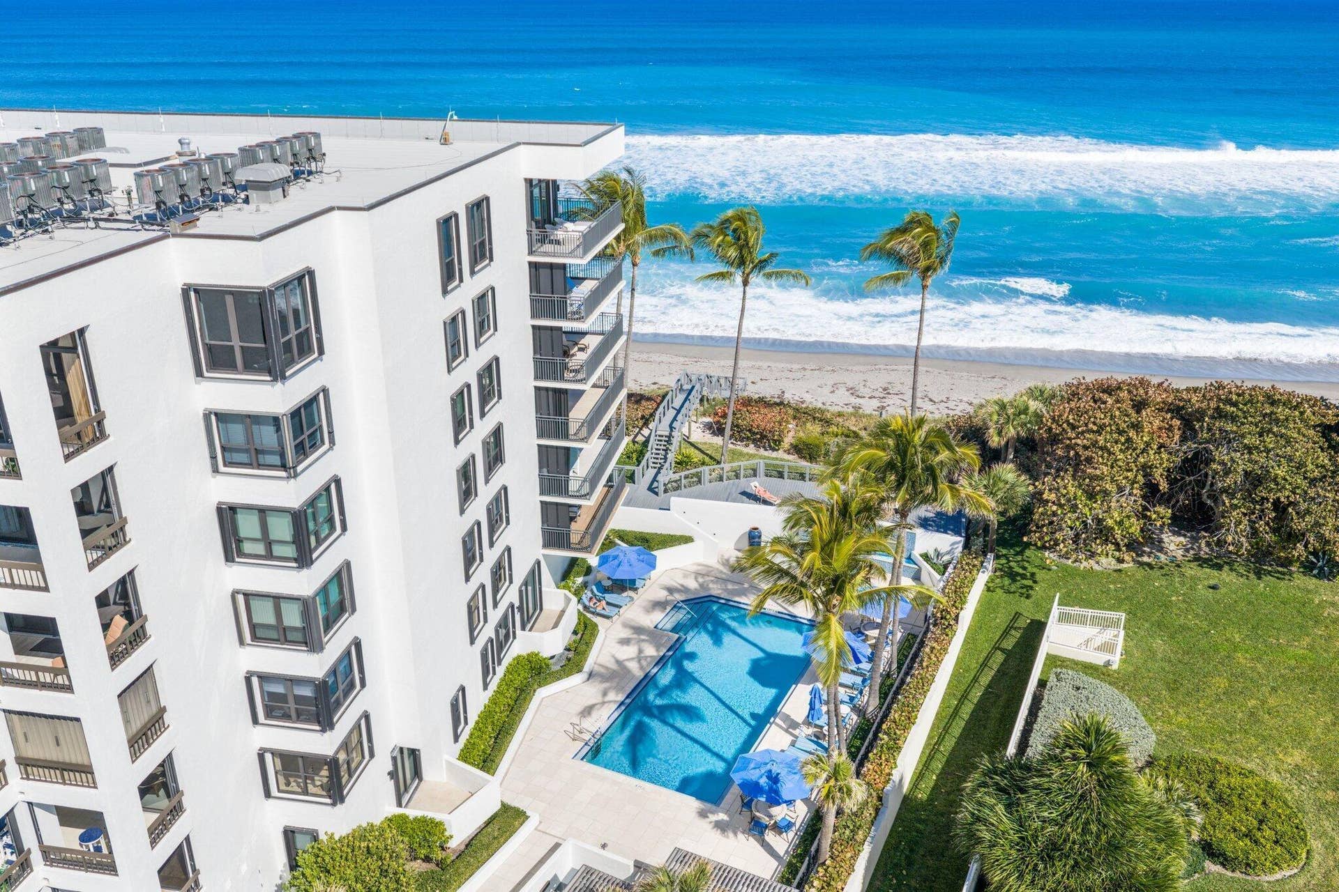 19750 S BEACH Road, #7050, Tequesta, FL 33469 First Class Pool and Beach Acccess