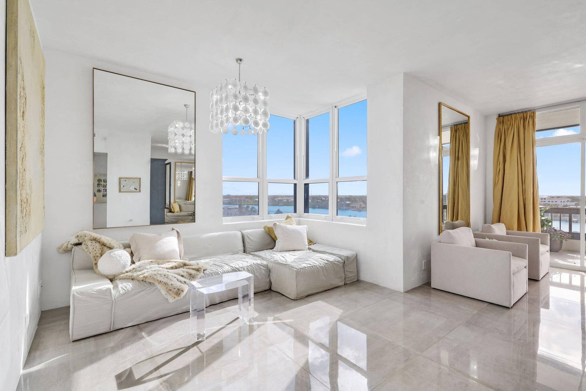 19750 S BEACH Road, #7050, Tequesta, FL 33469 Wonderful Light