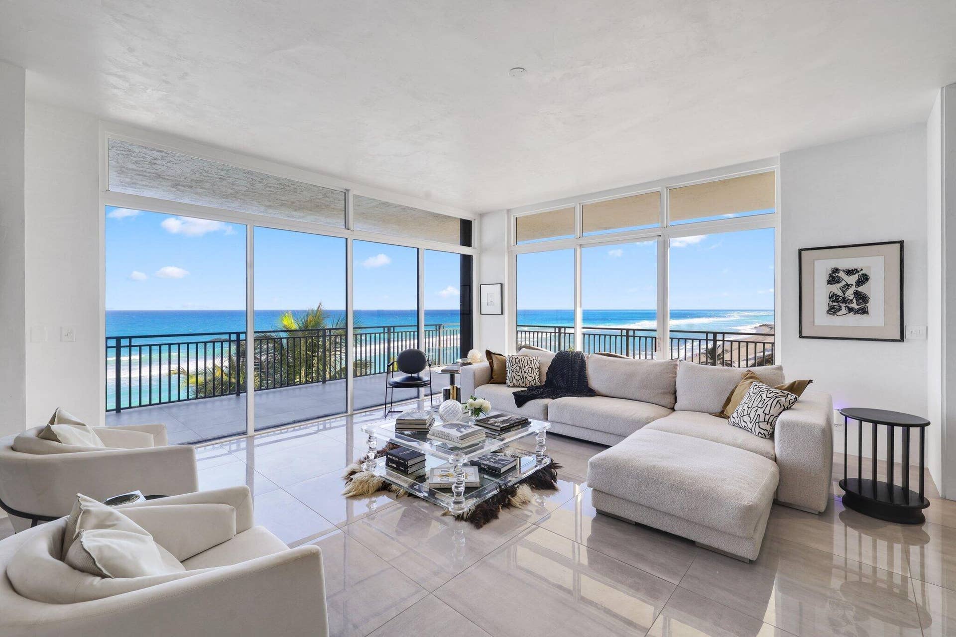 19750 S BEACH Road, #7050, Tequesta, FL 33469 Entry Living Room/Office Sitting Area