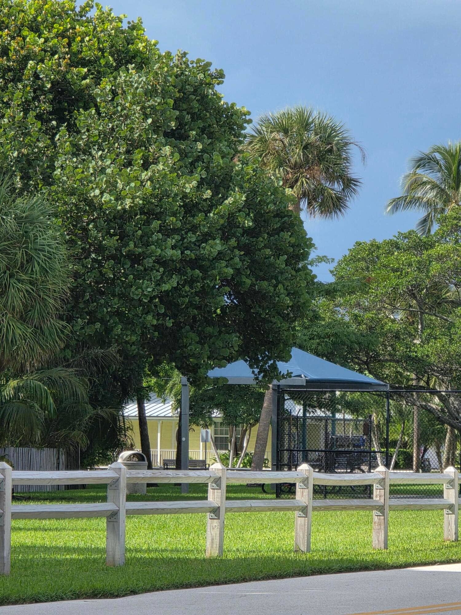 601 SE 20th Avenue, #4, Deerfield Beach, FL 33441 park