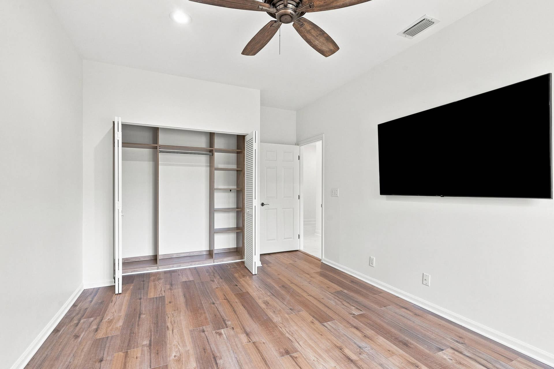 6799 Augusta Court, West Palm Beach, FL 33412 34_dsc04115_with_tv