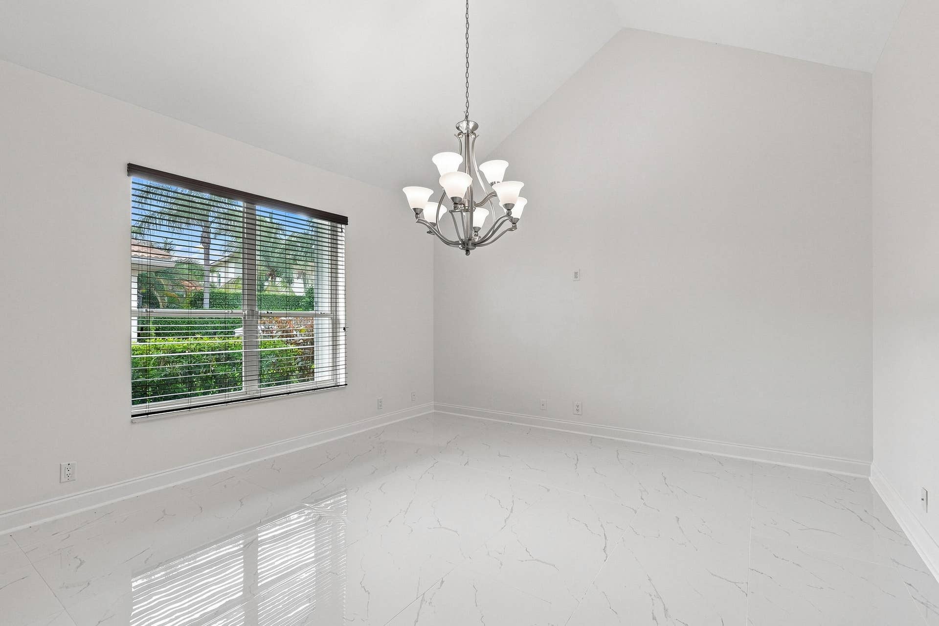6799 Augusta Court, West Palm Beach, FL 33412 17_dsc04040
