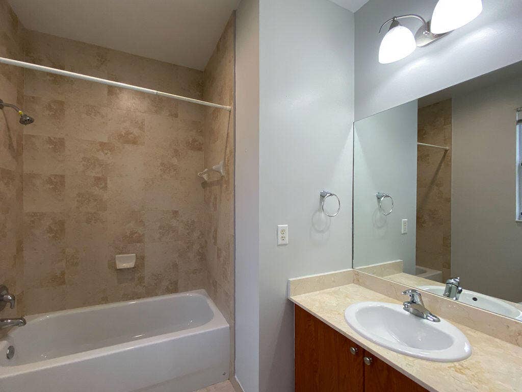 2326 Vintage Circle, Lighthouse Point, FL 33064 IMG_1201