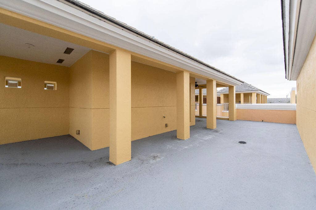 2326 Vintage Circle, Lighthouse Point, FL 33064 850_1370