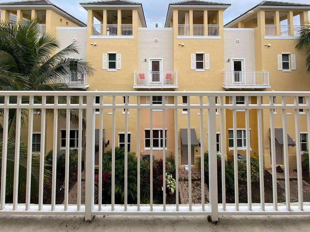 2326 Vintage Circle, Lighthouse Point, FL 33064 IMG_1203