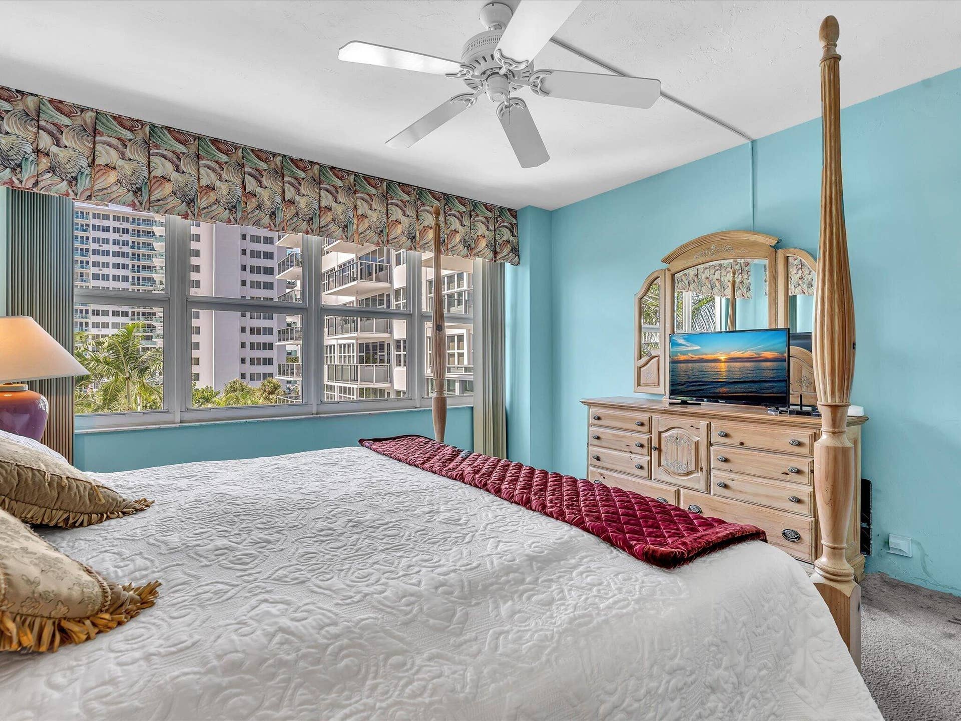 3333 NE 34TH Street, #418, Fort Lauderdale, FL 33308 Hurricane windows sound deadening