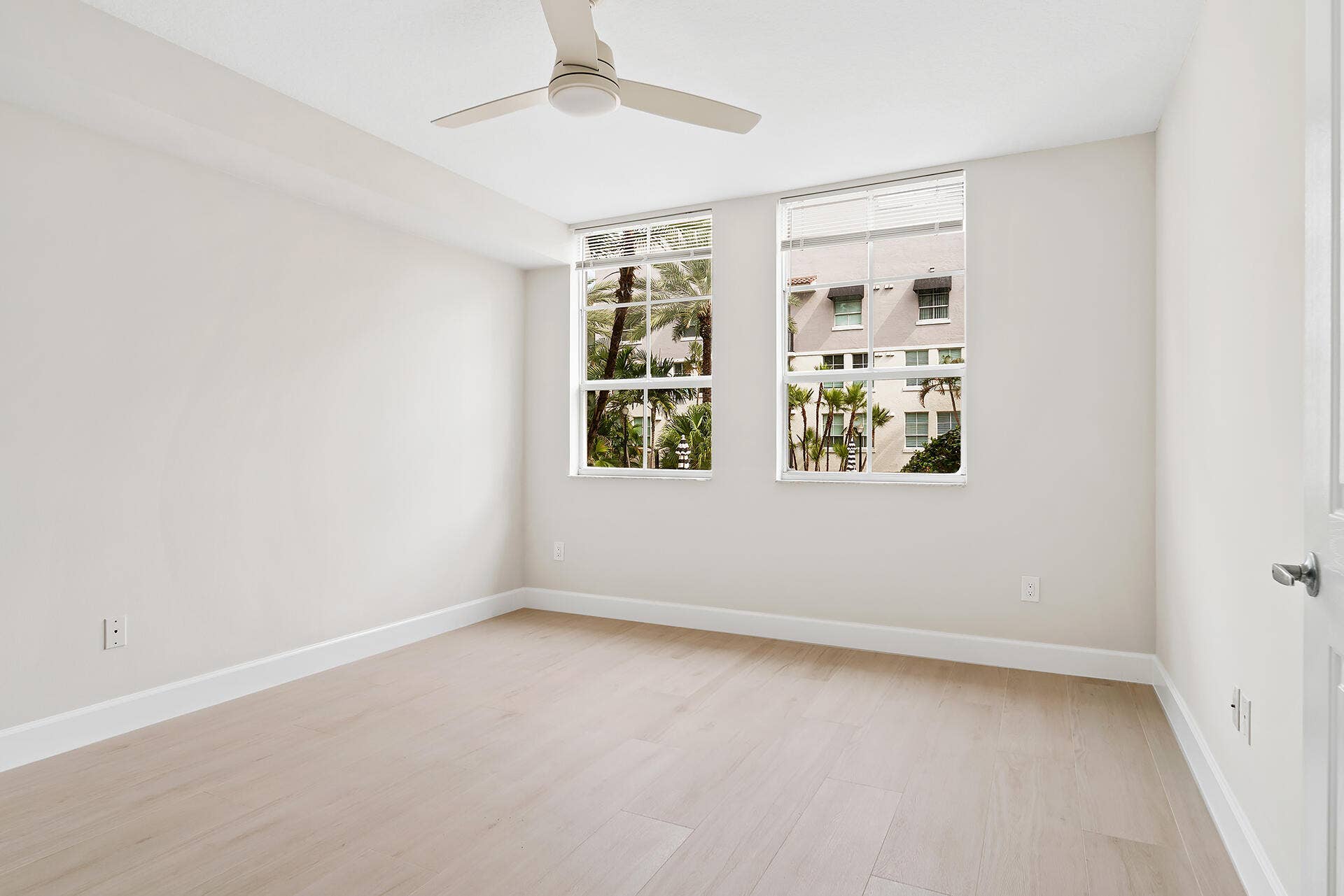 600 S Dixie Highway, #636, West Palm Beach, FL 33401 600-S-DIXIE-HWY-636-33401-013