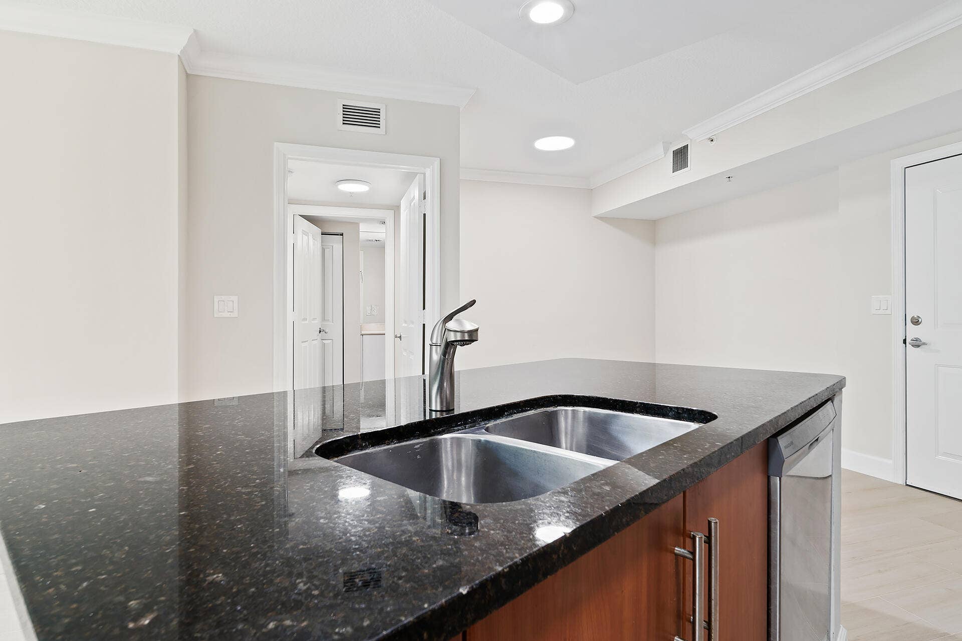 600 S Dixie Highway, #636, West Palm Beach, FL 33401 600-S-DIXIE-HWY-636-33401-018