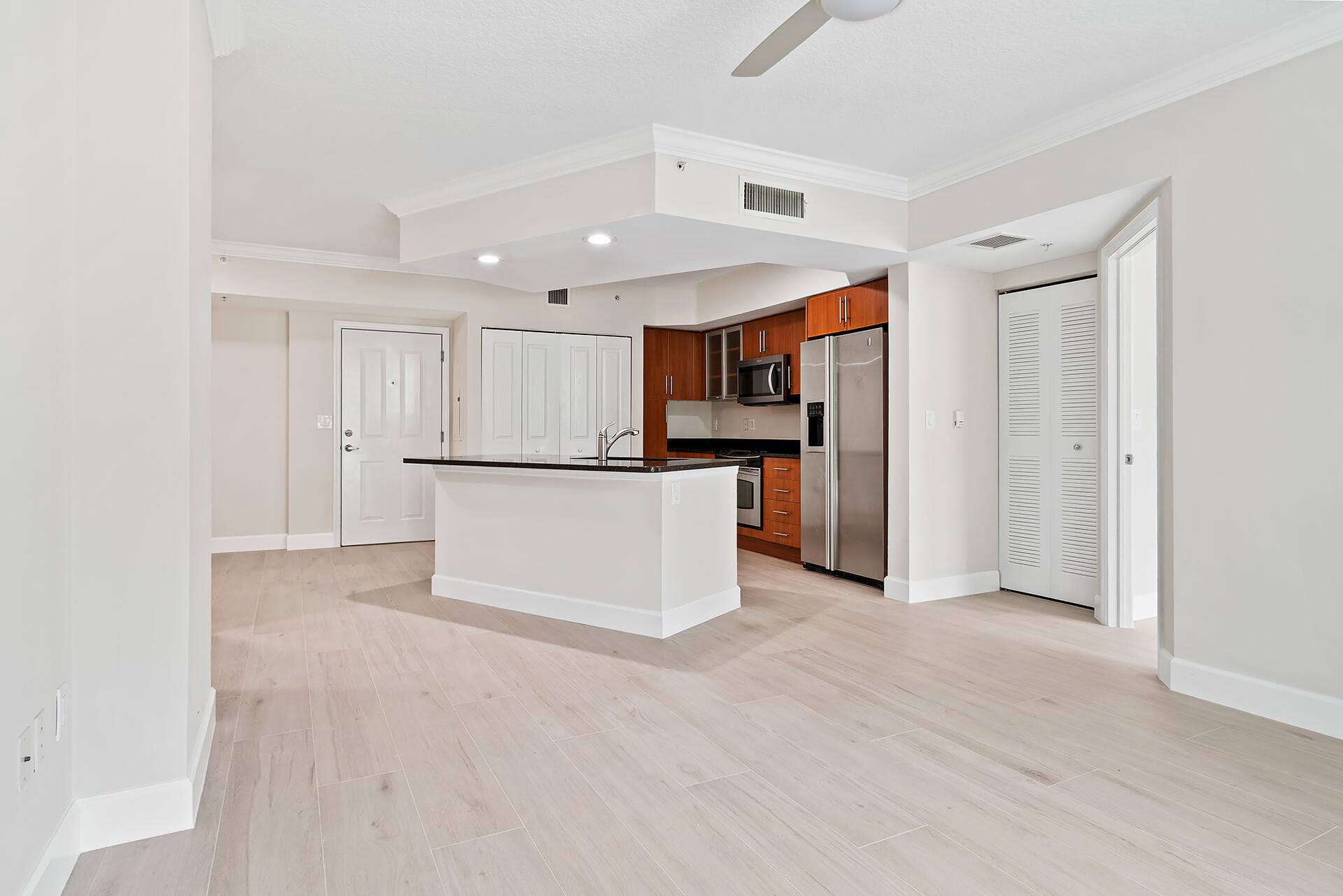 600 S Dixie Highway, #636, West Palm Beach, FL 33401 600-S-DIXIE-HWY-636-33401-009