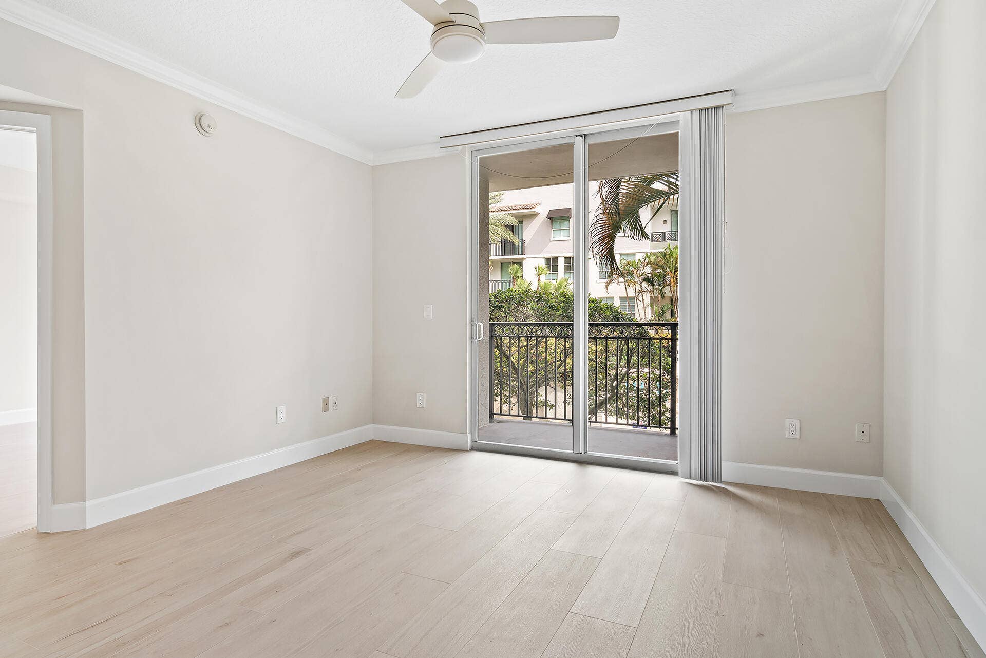 600 S Dixie Highway, #636, West Palm Beach, FL 33401 600-S-DIXIE-HWY-636-33401-007