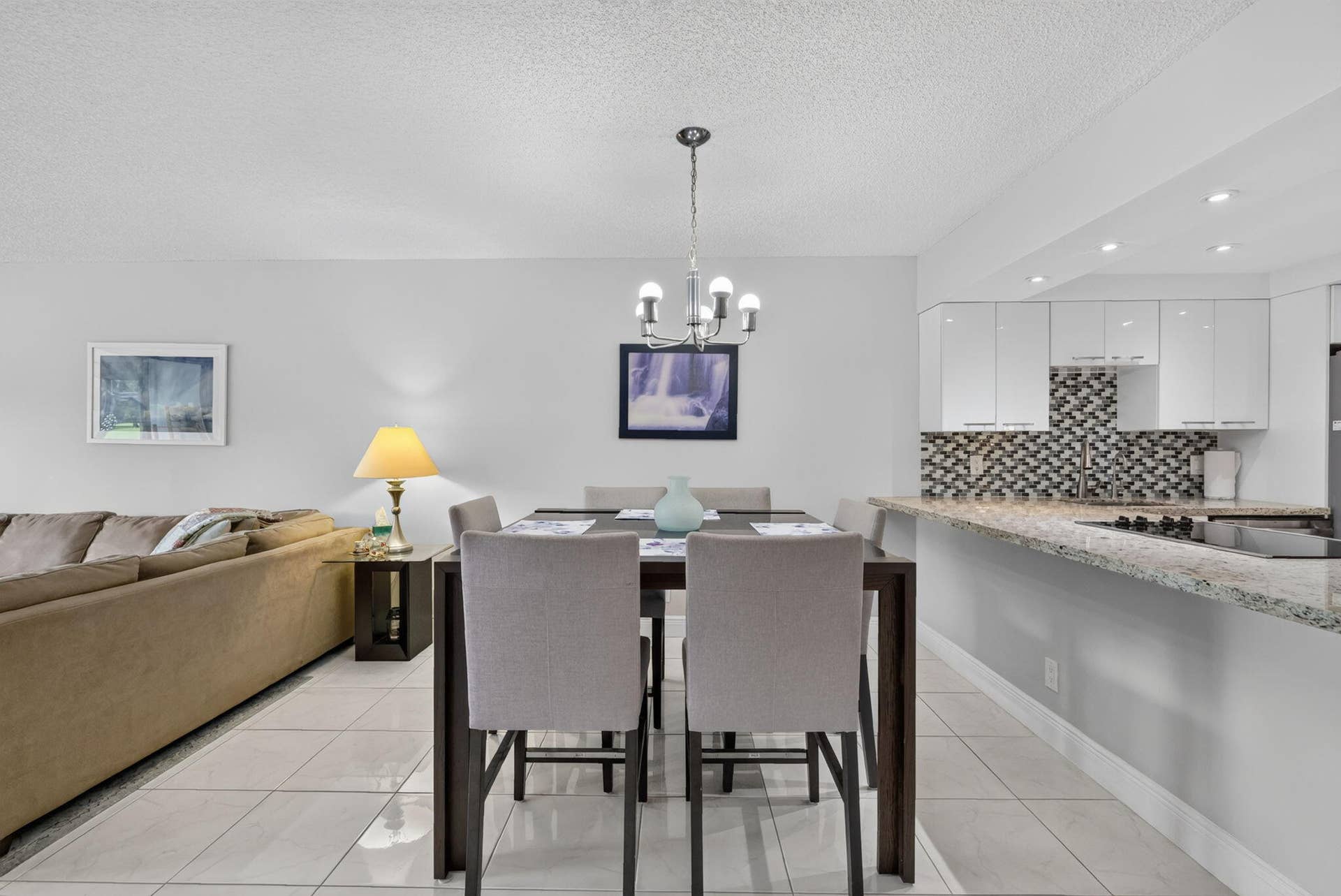 575 Oaks Lane, #102, Pompano Beach, FL 33069 12-web-or-mls-8I8A8178