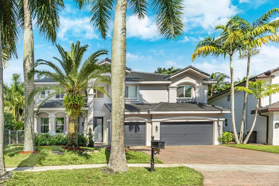 Property photo for 1879 HIDDEN TRAIL Lane, Weston, FL