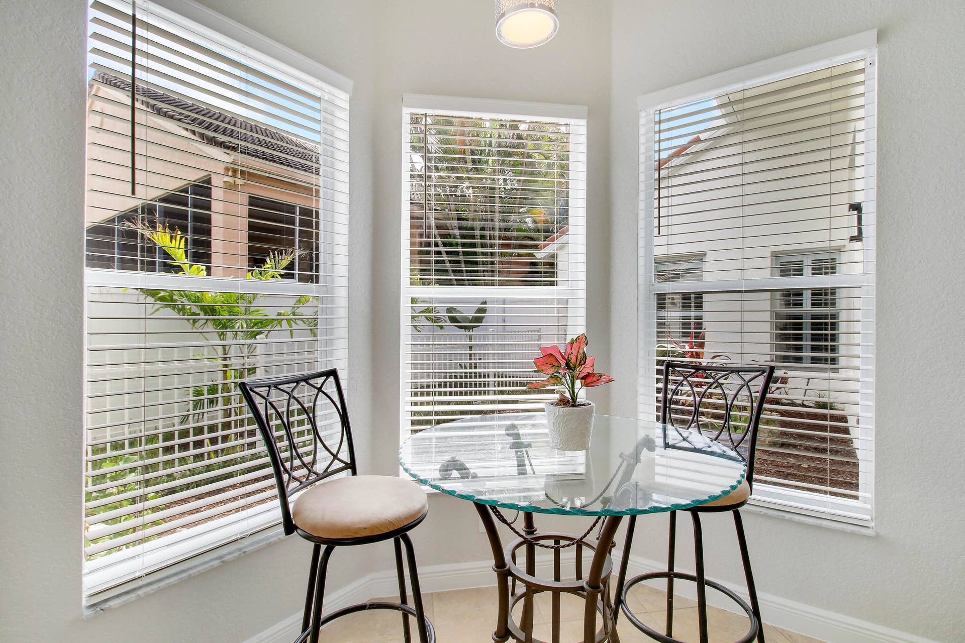 breakfast nook