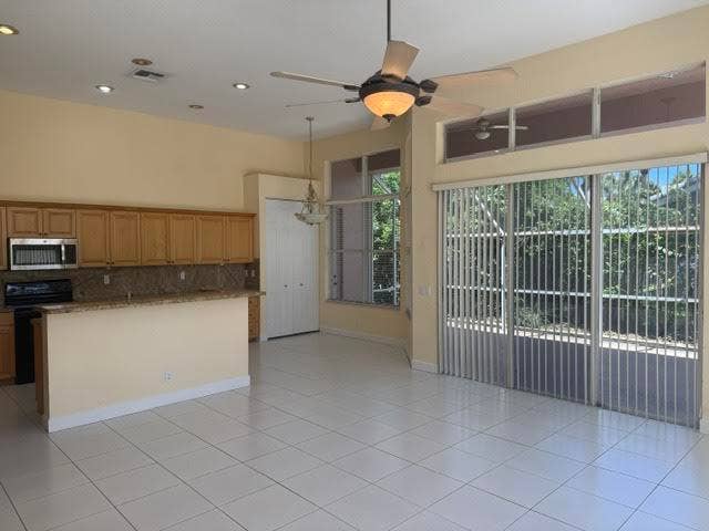 503 NW 118th Way, Coral Springs, FL 33071 0-3