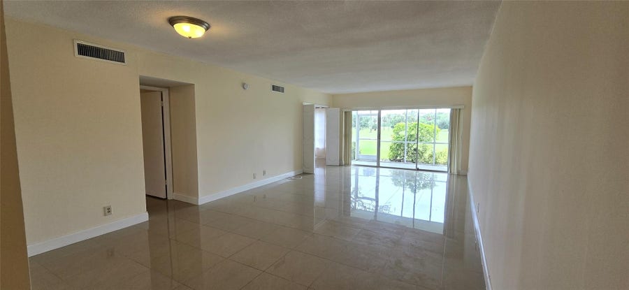 Property photo for 2950 N PALM AIRE Drive, #106, Pompano Beach, FL
