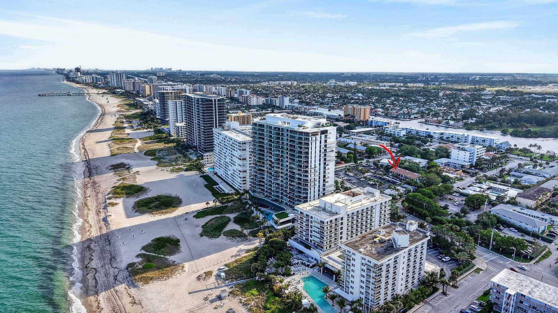 3250 NE 12th Street, #6, Pompano Beach, FL 33062 56-web-or-mls-DJI_20260427174508_0470_D