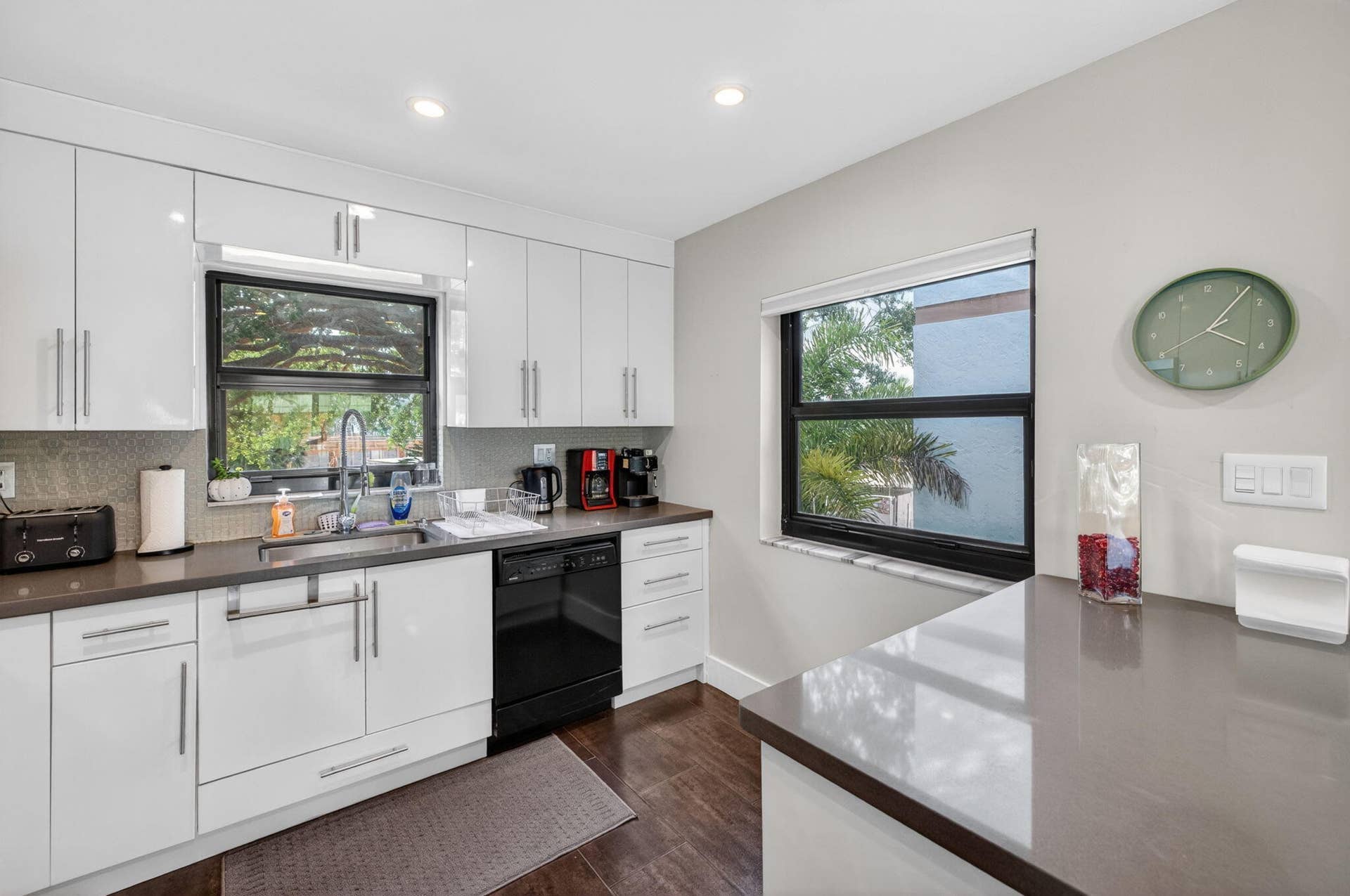 3250 NE 12th Street, #6, Pompano Beach, FL 33062 12-web-or-mls-699A7008