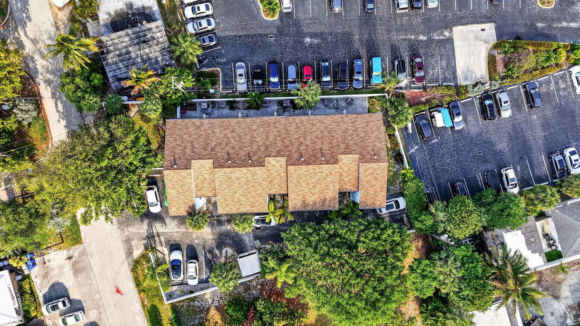 3250 NE 12th Street, #6, Pompano Beach, FL 33062 64-web-or-mls-DJI_20260427174710_0514_D