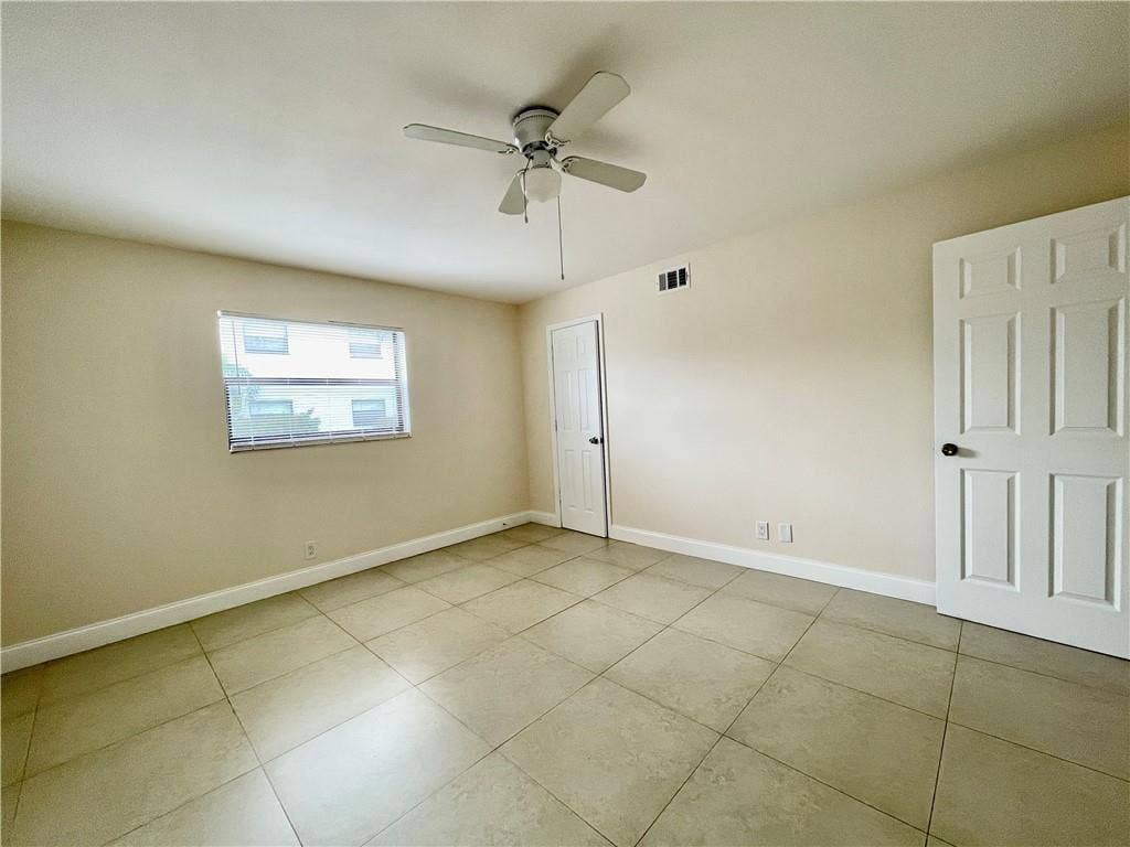 607 NE 29TH Drive, #18, Wilton Manors, FL 33334 GetMedia - 2026-09-25T143731.970