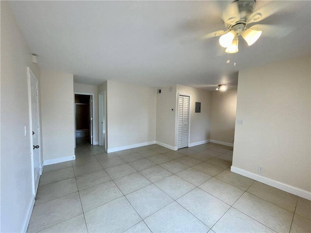 607 NE 29TH Drive, #18, Wilton Manors, FL 33334 GetMedia - 2026-09-25T143727.222