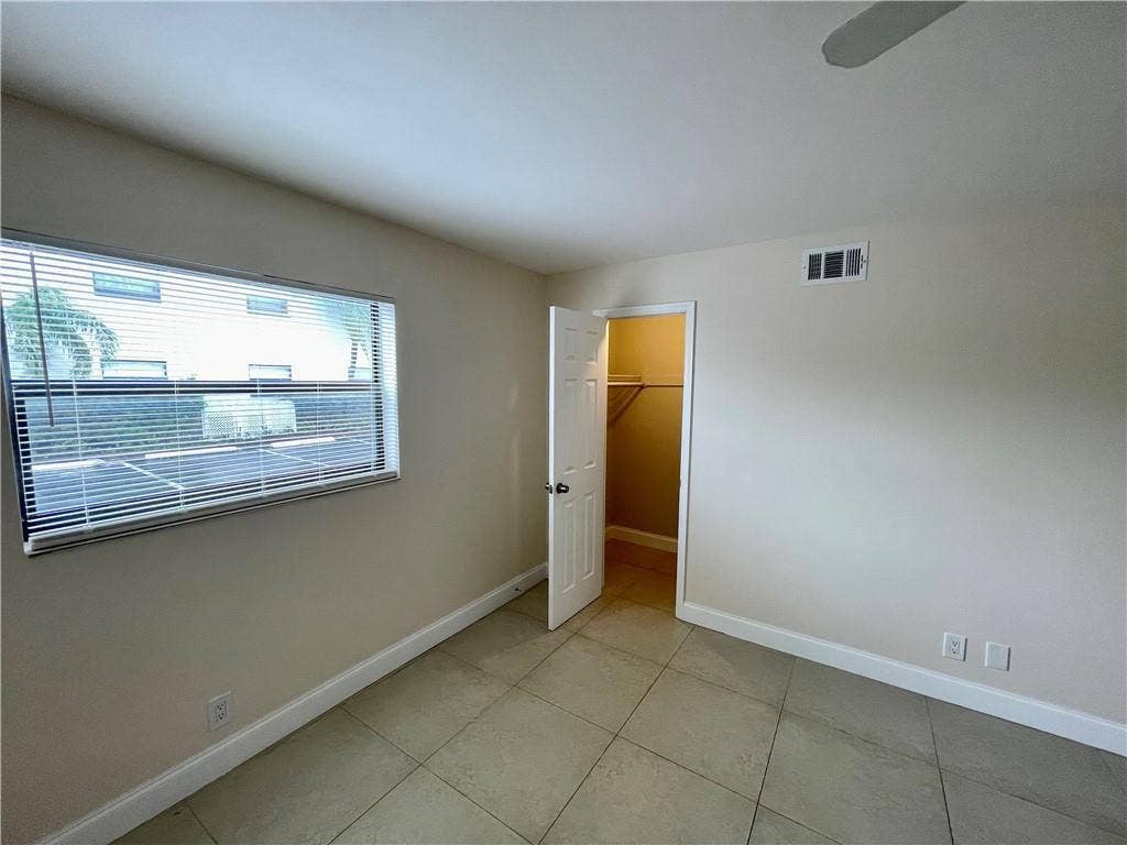 607 NE 29TH Drive, #18, Wilton Manors, FL 33334 GetMedia - 2026-09-25T143743.732
