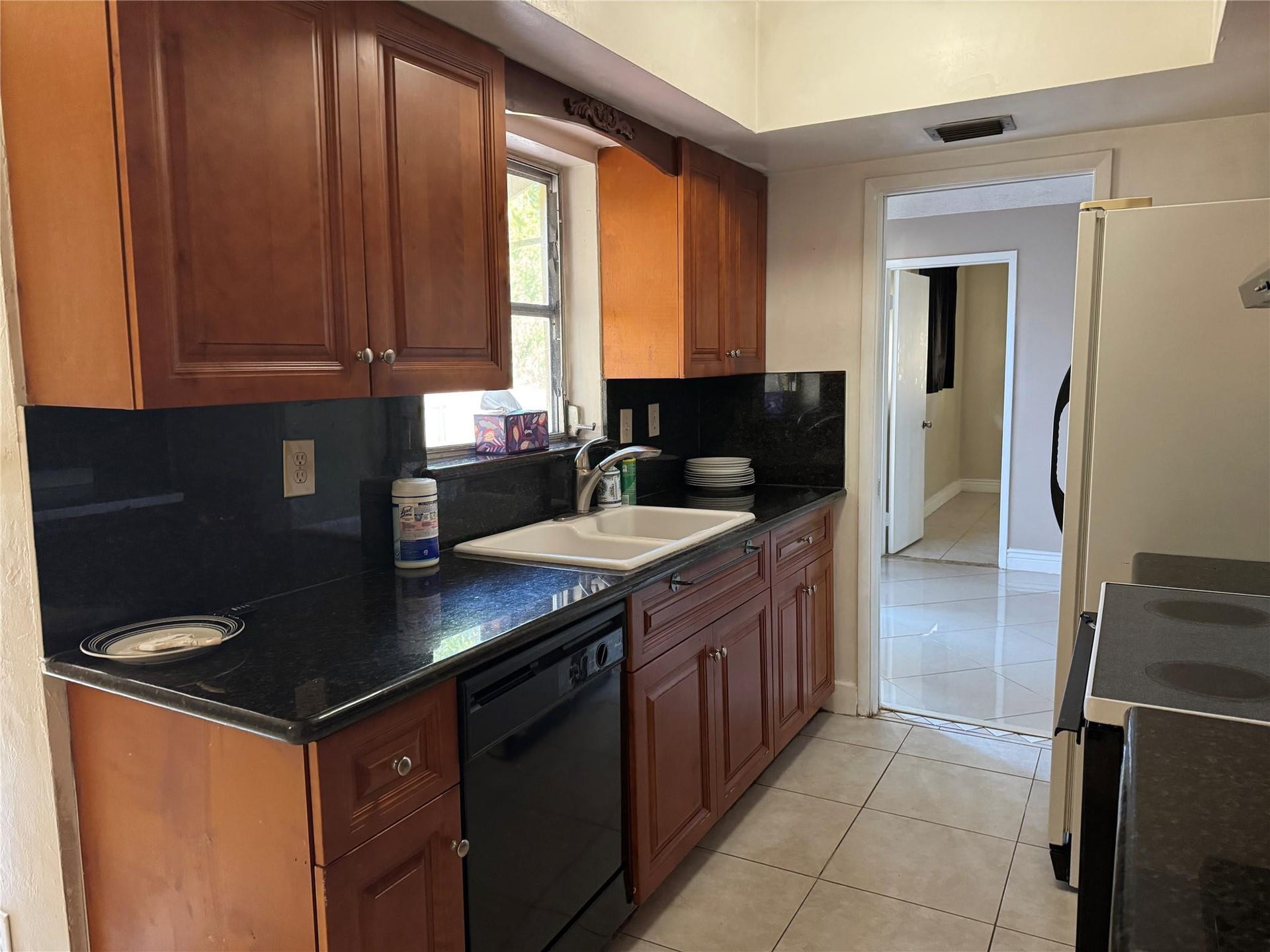 5691 SW 1st Street, Plantation, FL 33317 Photo 4