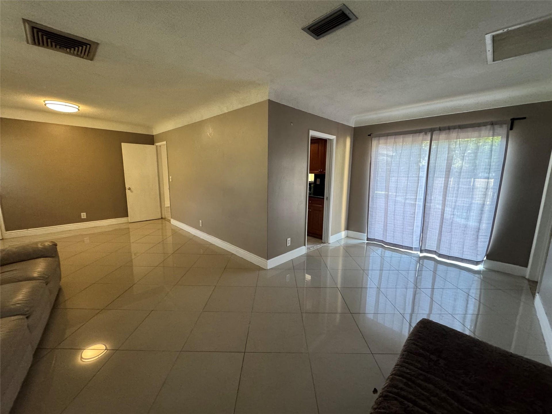 5691 SW 1st Street, Plantation, FL 33317 Photo 8