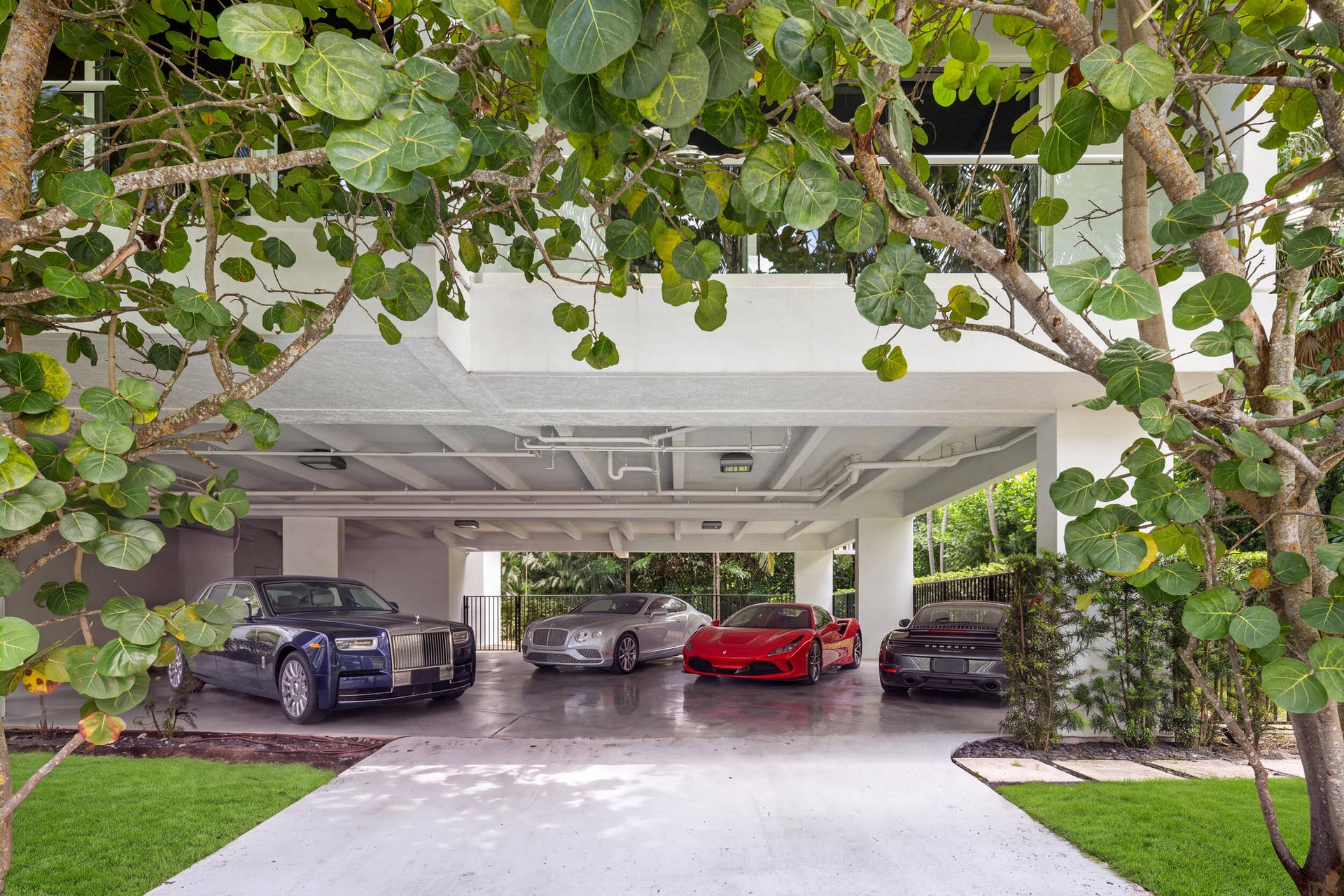 224 ATLANTIC Avenue, Palm Beach, FL 33480 Garage