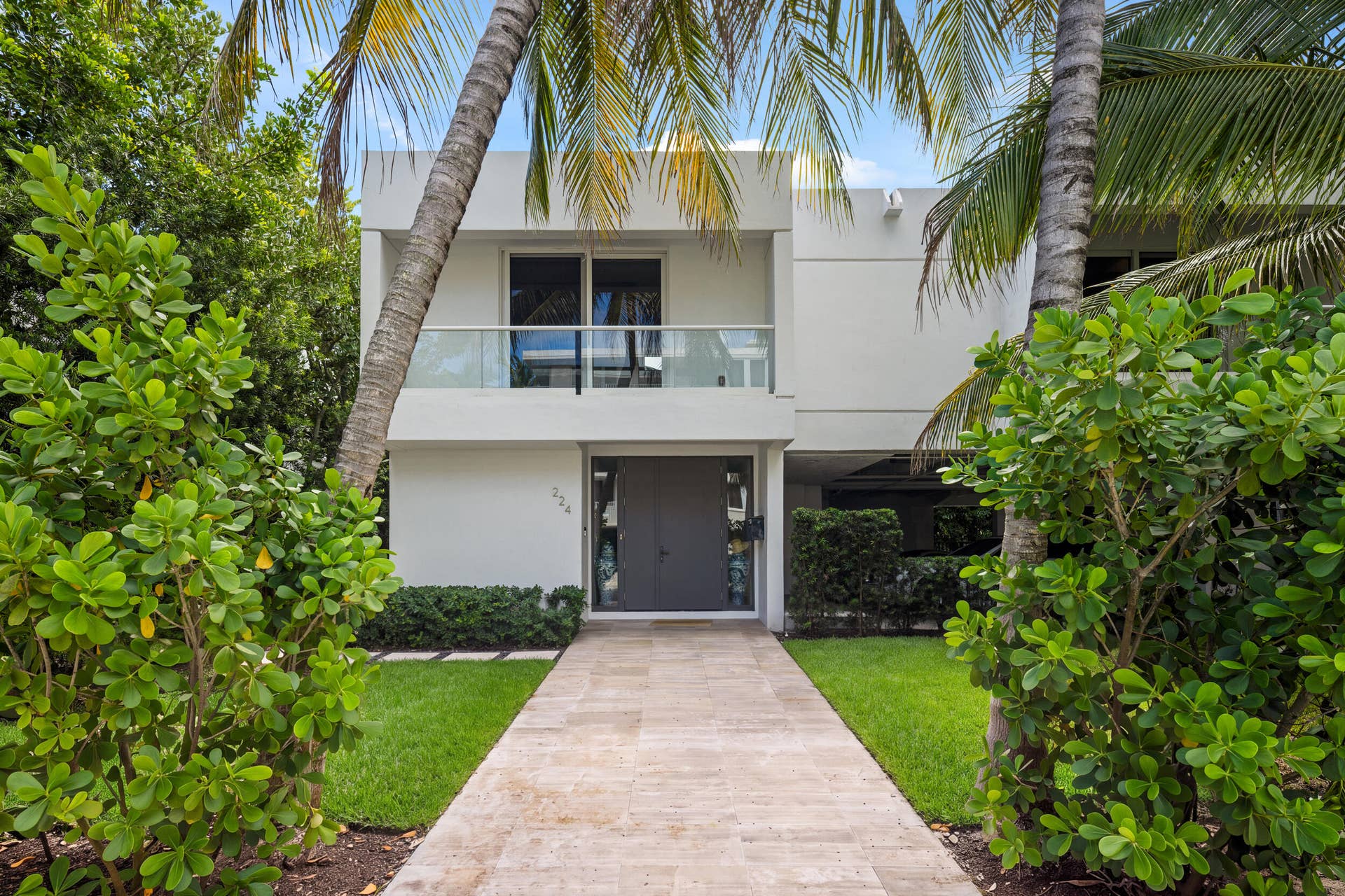 224 ATLANTIC Avenue, Palm Beach, FL 33480 Front Ext